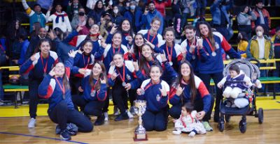 El equipo de la Universidad de Chile llegó de forma invicta a disputar el cuadrangular final.