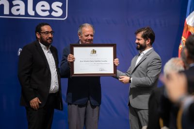 El profesor emérito de la Universidad Alberto Hurtado, Juan Eduardo García-Huidobro, recibió el Premio Nacional en Ciencias de la Educación 2023.