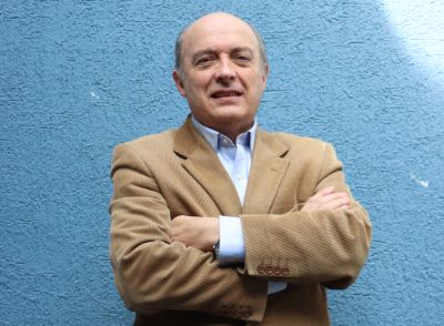  Iván Palomo, Investigador de la Facultad de Ciencias de la Salud de la Universidad de Talca y Director del CIES,