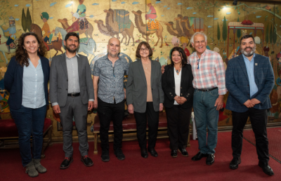 Autoridades UCH participantes del estreno del Foro de las Artes 2022.