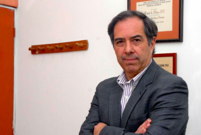 El Decano de la Facultad de Medicina de la Universidad de Chile, Miguel O’Ryan.
