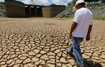 La problemática de la sequía ha hecho que varios países estén generando políticas para resguardar el uso y cuidado del agua.