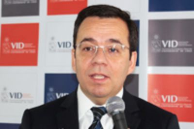 Ministro de Economía, Luis Felipe Céspedes.