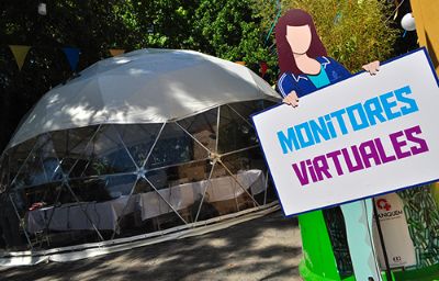 Los monitores virtuales están disponibles para resolver las dudas de todos quienes deseen postular a la Universidad de Chile, sin importar la región de origen. 