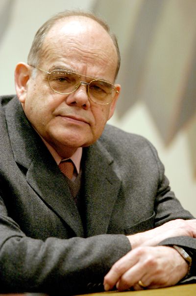 Dr. Jorge Allende, académico de la Facultad de Medicina y Premio Nacional de Ciencias Naturales 1992.