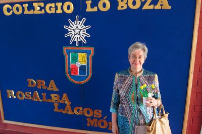 "Colegio Lo Boza Dra. Rosalba Lagos Mónaco" es el nuevo nombre de uno de los establecimientos de la comuna de Renca. 
