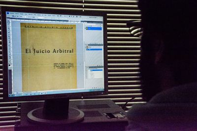 Proceso de edición de la tesis con la que se tituló Patricio Aylwin Azócar como abogado.