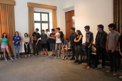 Los estudiantes que asistieron a la bienvenida en Casa Central, realizaron una serie de talleres que les permitieron conocer distintos aspectos sobre la U. de Chile.