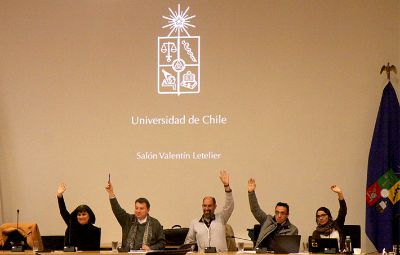 Con votación unánime se aprobó la "Política para prevenir el acoso sexual en la Universidad de Chile".