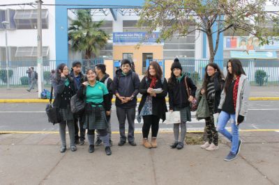 Estudiantes del Liceo Malaquías Concha de La Granja. 