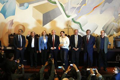 Siete de los ocho candidatos que disputarán la presidencia de la República el próximo 19 de noviembre, participaron del "Debate de Estado" en la U. de Chile.