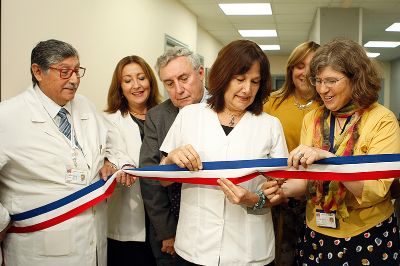 Este martes 6 de marzo se realizó en el Campus Oriente de la Facultad de Medicina -vinculado al Hospital Salvador-, la inauguración de la primera Unidad de Memoria de la Región Metropolitana.