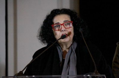 "Gracias Catalina, por compartir aquí los relatos de tantas mujeres del mundo", dijo la vicerrectora Faride Zeran en la ceremonia.