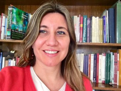 La profesora Lorena Oyarzún analiza las razones detrás del triunfo de Bolsonaro, y los temores que genera en los sectores más vulnerables de la sociedad brasileña.