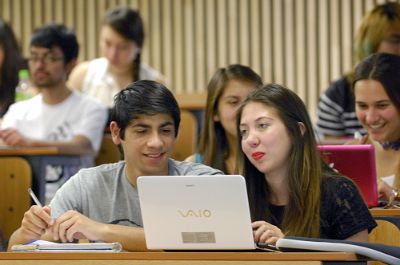 Este primer semestre entre la oferta académica se ofrecen siete CFG que abordan aspectos específicos de los estudios de género y que se impartirán en diferentes campus de la U. de Chile.