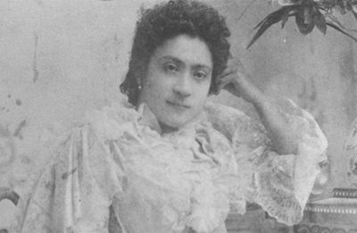 Eloísa Díaz Insunza fue la primera médico-cirujana del país y América Latina.