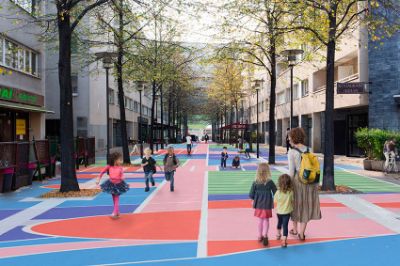 "Active Bercy" consistirá en un mural de superficie donde a través de la forma y su lenguaje busca recuperar el espacio público.