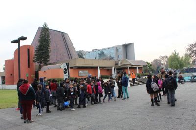 La actividad reunió a más de 250 escolares de ocho colegios de la zona norte y oriente de Santiago en el Planetario Chile.