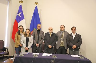 La iniciativa contó con la participación de INFOR, Techo Chile, Adapt Chile y ACERA; instituciones con las que la U. de Chile firmó convenios de colaboración para la gestión climática.
