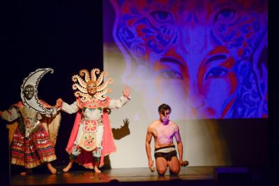 Teatro a lo Mapuche, Colectivo Epew, Compañía Kimvn y la Compañía Fraternidad Ayllu-UCSH, son las compañías participantes.