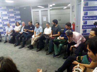 Este jueves 26 de diciembre el Rector Vivaldi participó de una reunión de análisis de la consulta municipal, organizada por la Asociación Chilena de Municipalidades.