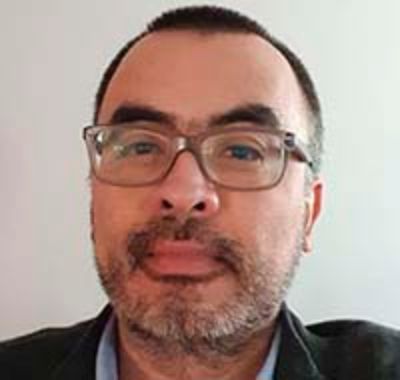 Fabián Duarte, académico asociado de la Facultad de Economía y Negocios, y director del Núcleo Milenio en Desarrollo Social (DESOC).