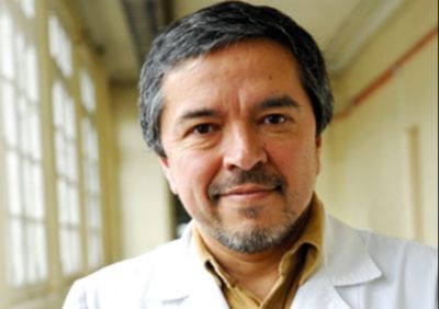 El neurólogo miembro del Departamento de Ética del Consejo General del Colegio Médico, Rodrigo Salinas.