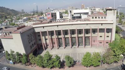 "La diversidad de la Universidad de Chile y de la Facultad de Derecho, no es sólo socioeconómica, también se da en puntos de vista políticos y valóricos", afirma Catalina. 