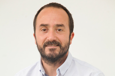 Académico de la Facultad de Agronomía e integrante de la Red Transdisciplinaria de Energía, Agua y Sustentabilidad (ENEAS), Rodrigo Fuster.