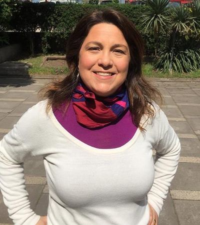 Dra. María Soledad Martínez, Doctora en Salud Pública de la Universidad de Chile y académica de la Escuela de Salud Pública del mismo plantel.