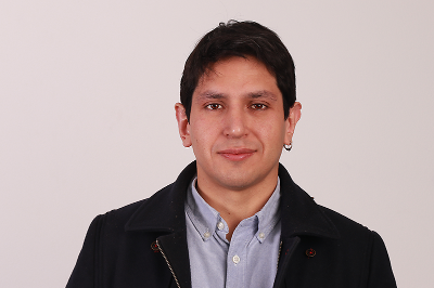 Jefe de la Unidad de Redes Transdisciplinarias de la VID, Pablo Riveros.