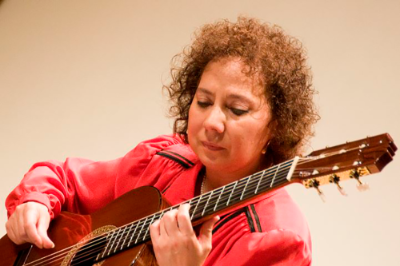 Ximena Matamoros, Guitarrista, Compositora y Maestra chilena de vasta trayectoria.