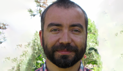 Profesor de la Facultad de Ciencias Agronómicas e investigador principal del proyecto, Osvaldo Salazar.