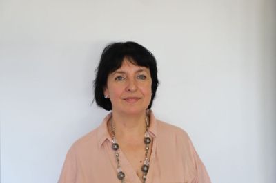 Profesora Alicia Salomone, directora de Postgrado y Postítulo de la Universidad de Chile.