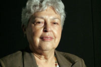 Profesora Cecilia Medina.