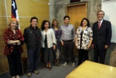 El FVL es "un compromiso con la circulación de los conocimientos de la Universidad de Chile y sus efectos en la vida social", dijo Sonia Montecino.