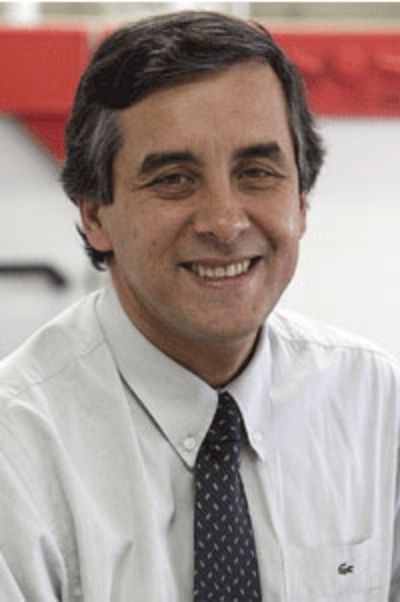 El académico Sergio Lavandero.