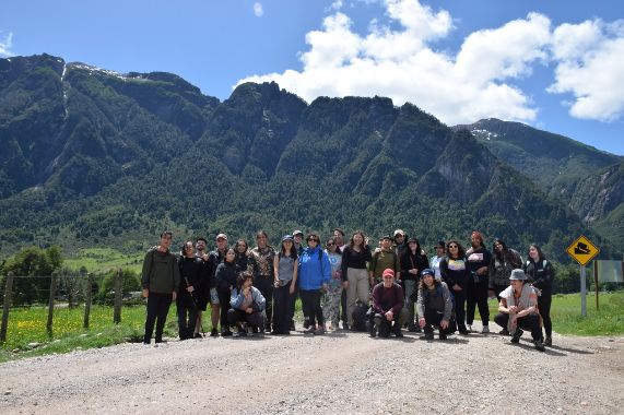  Organizaciones estudiantiles de la U. de Chile visitan Universidad de Aysén para compartir experiencias de trabajo comunitario