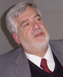 Prof. Juan Pablo Cárdenas Squella