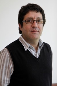 Prof. Rodrigo Uribe Bravo