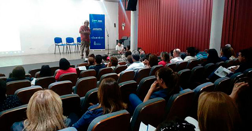 Universidad de Chile implementa "Programa territorial de convivencia escolar y atención de crisis" en tres regiones