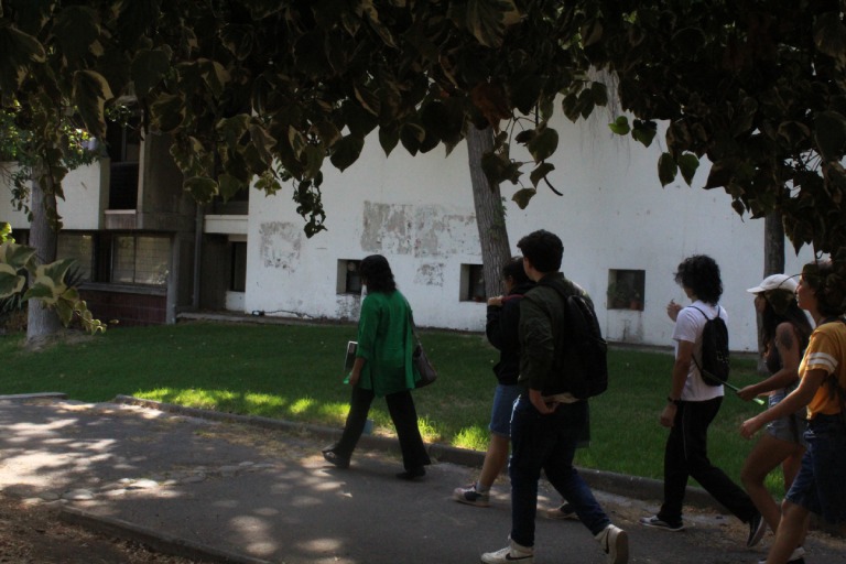 Visitas guiadas a cargos de nuestros académicos por el Campus Antumapu