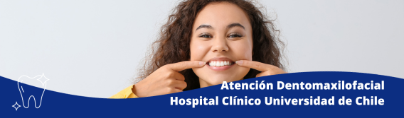 Una persona mostrando sus dientes con el título "Atención Dentomaxilofacial Hospital Clínico Universidad de Chile"
