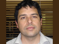 Rodrigo Figueroa, Investigador adjunto.