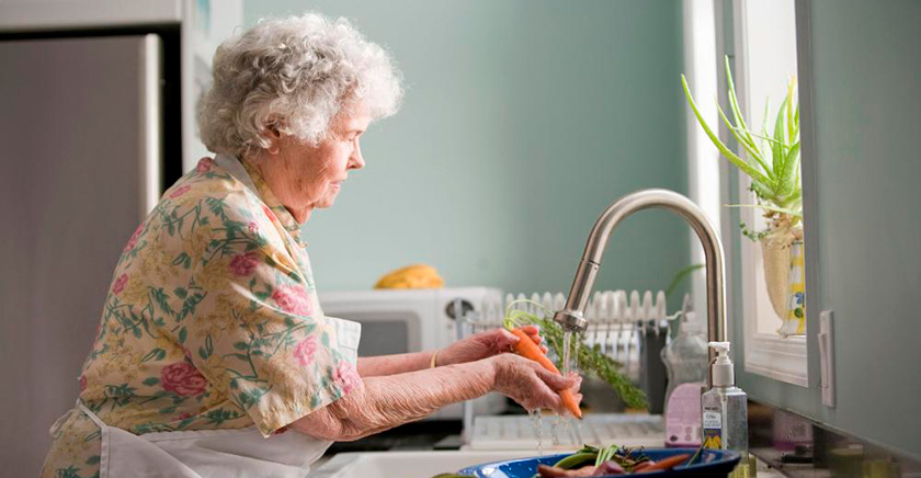 Estudio identificará el patrón alimentario y perfil sociosanitario de personas mayores en todo el país